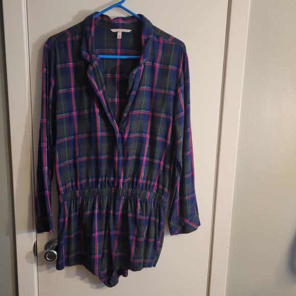 Victoria’s Secret Metallic Plaid Romper Sleepwear Medium Collegiate Quietlux - Picture 1 of 14